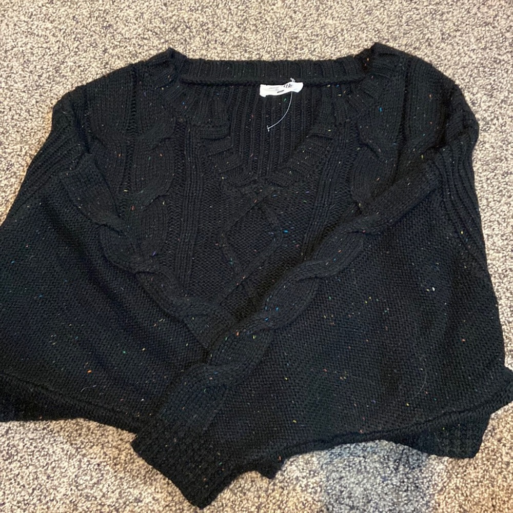 ultra cropped black chunky knit sweater